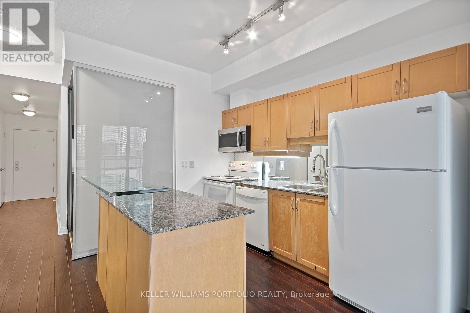 1002 - 220 Victoria Street, Toronto, Ontario  M5B 2R6 - Photo 15 - C13009128