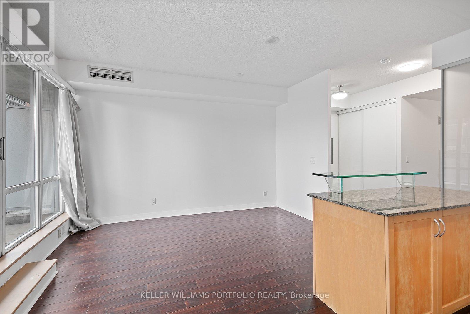 1002 - 220 Victoria Street, Toronto, Ontario  M5B 2R6 - Photo 17 - C13009128