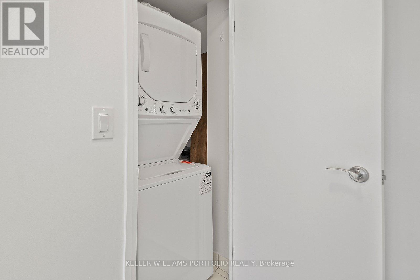 1002 - 220 Victoria Street, Toronto, Ontario  M5B 2R6 - Photo 26 - C13009128