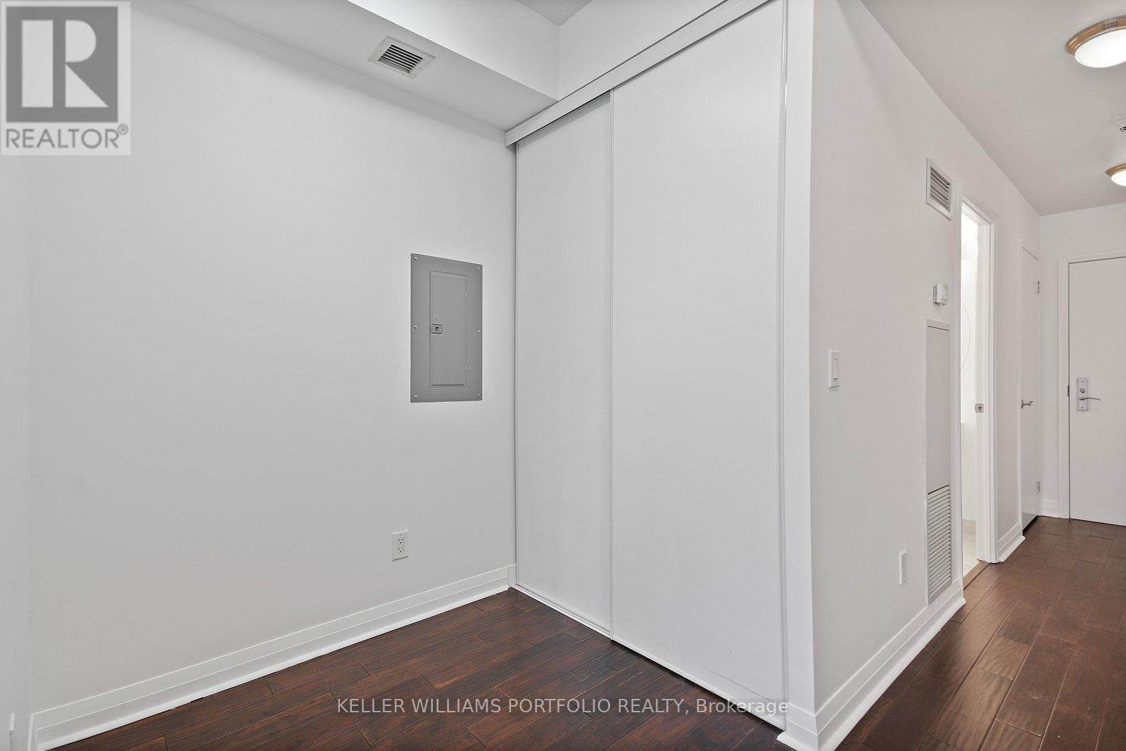 1002 - 220 Victoria Street, Toronto, Ontario  M5B 2R6 - Photo 6 - C13009128