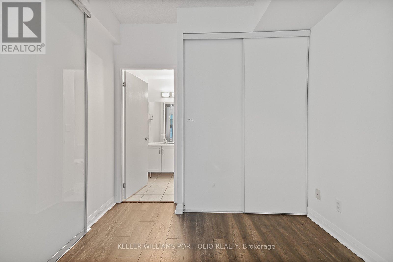 1002 - 220 Victoria Street, Toronto, Ontario  M5B 2R6 - Photo 8 - C13009128