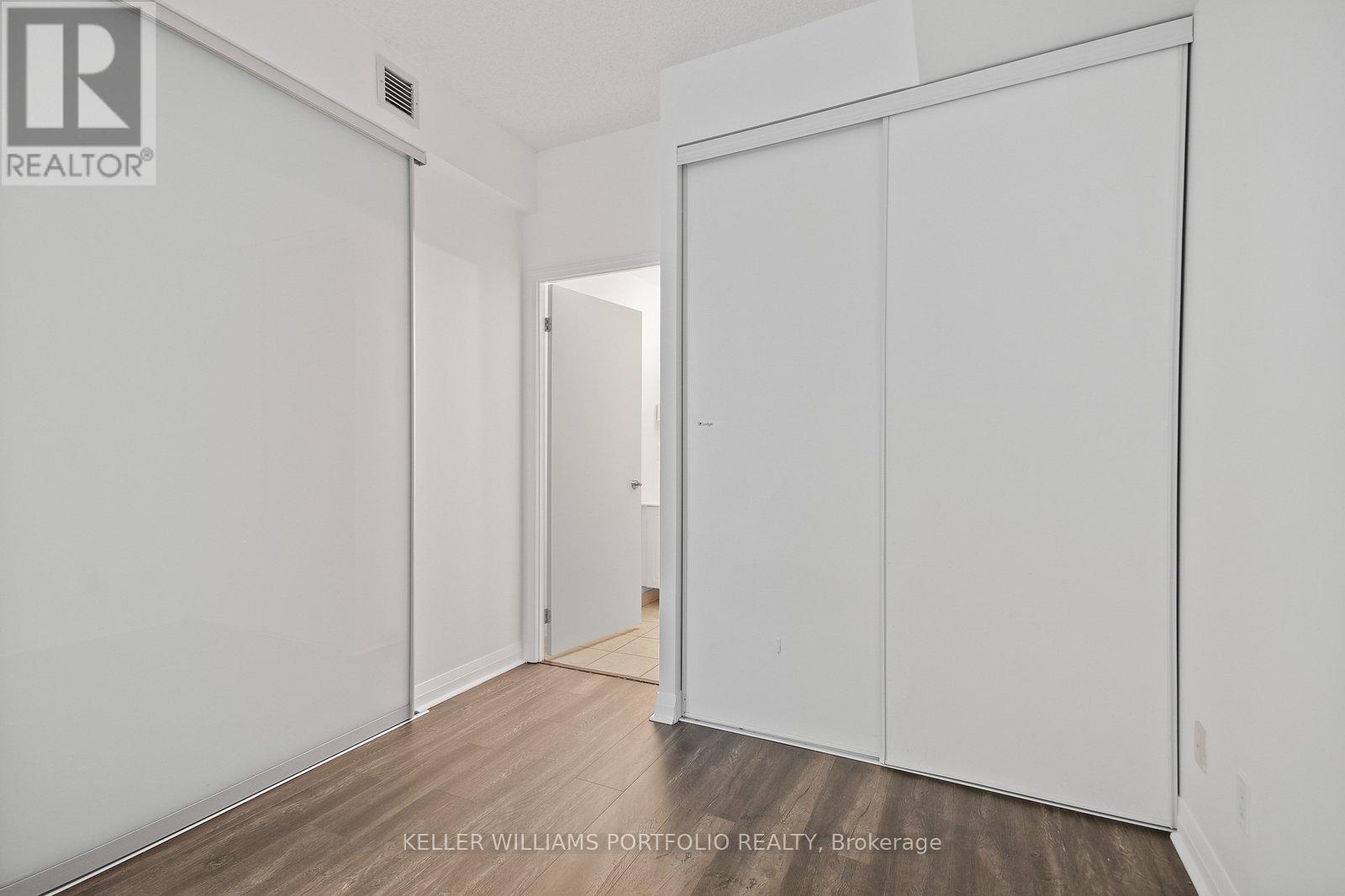 1002 - 220 Victoria Street, Toronto, Ontario  M5B 2R6 - Photo 9 - C13009128