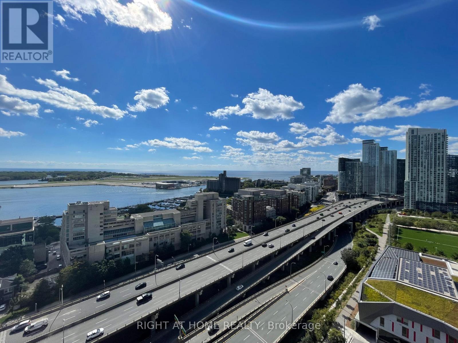 2615 - 11 Brunel Court, Toronto, Ontario  M5V 3Y3 - Photo 19 - C13009194