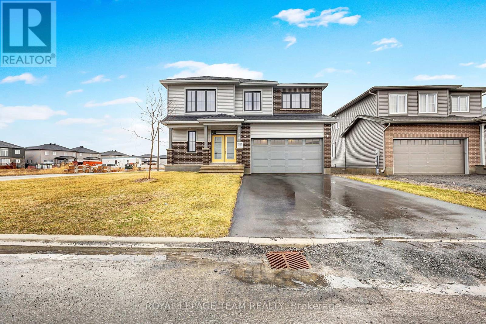 737 GAMBLE DRIVE, Russell, Ontario