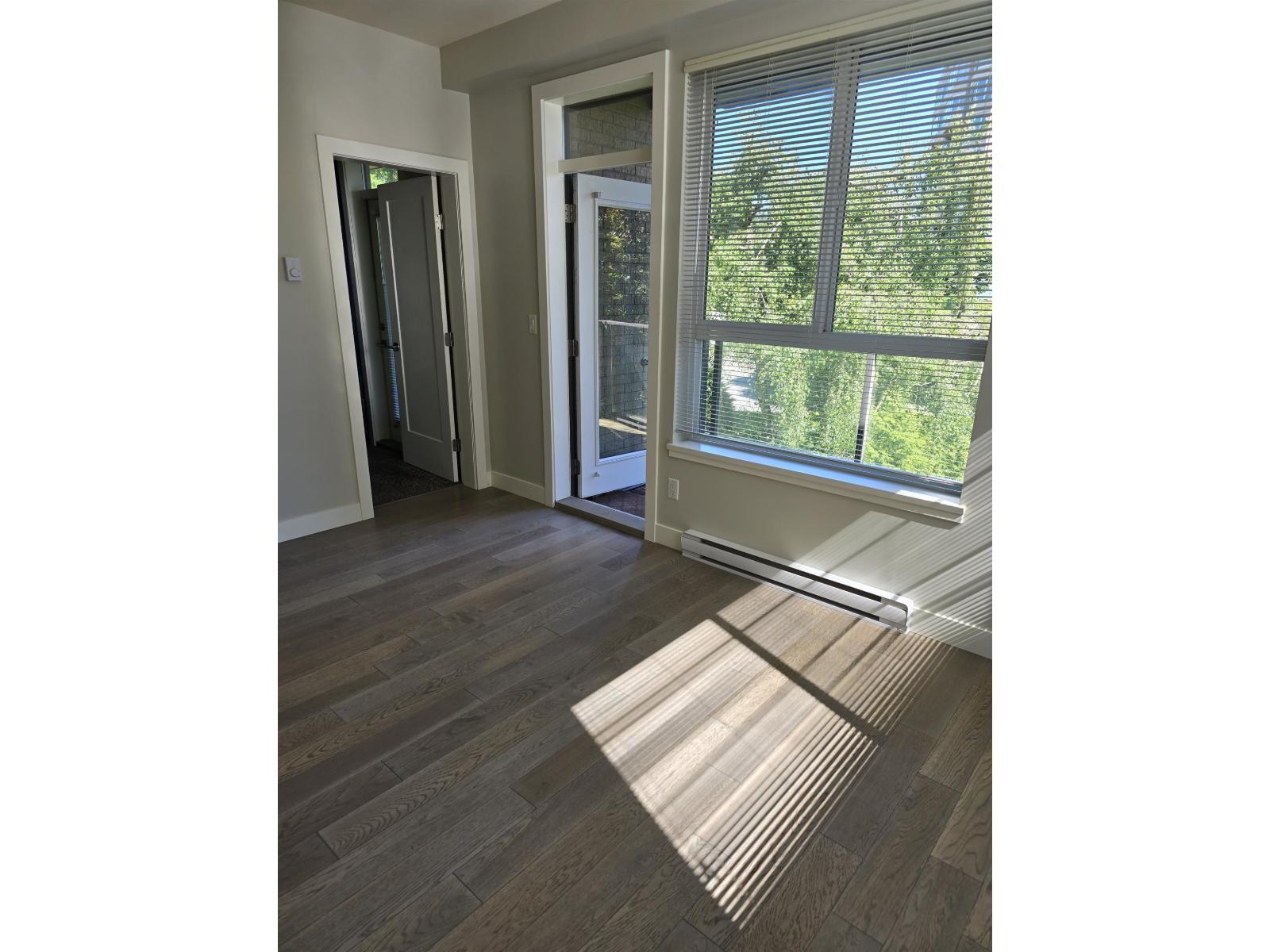 204 3090 Gladwin Road, Abbotsford, British Columbia  V2T 0G2 - Photo 4 - R3112472