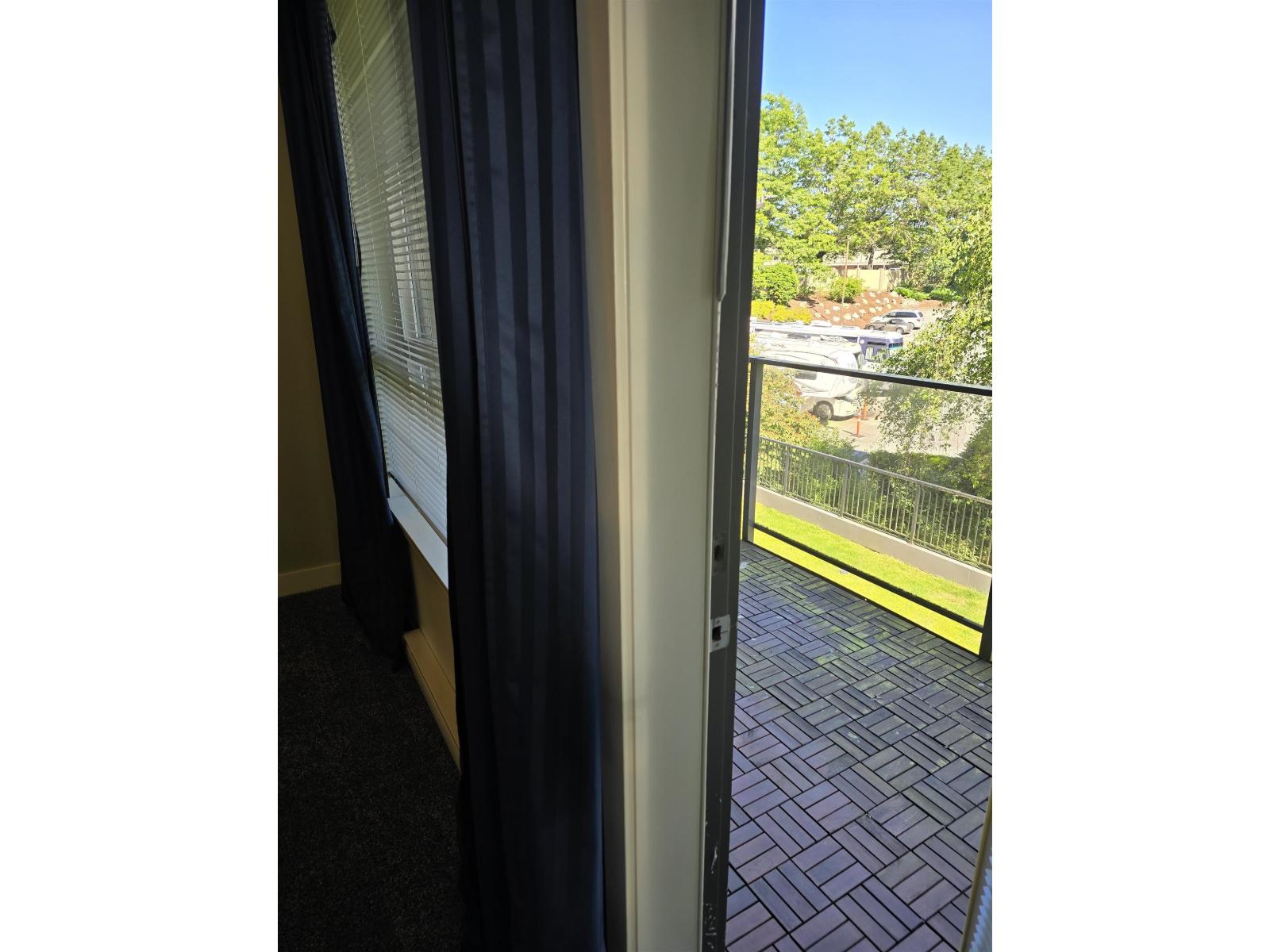 204 3090 Gladwin Road, Abbotsford, British Columbia  V2T 0G2 - Photo 5 - R3112472