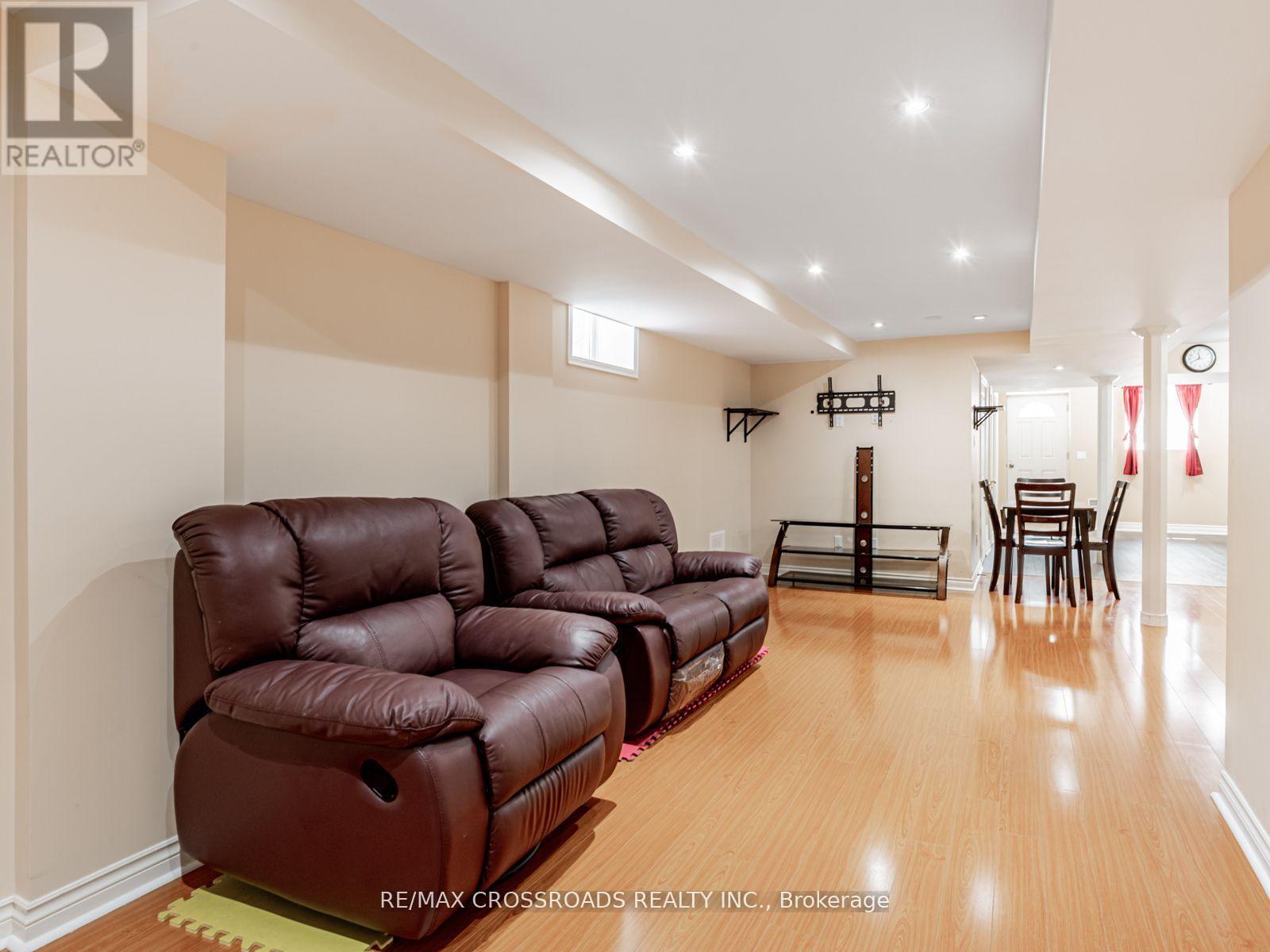 1373 Wallig Avenue, Oshawa, Ontario  L1K 0J5 - Photo 11 - E13008950