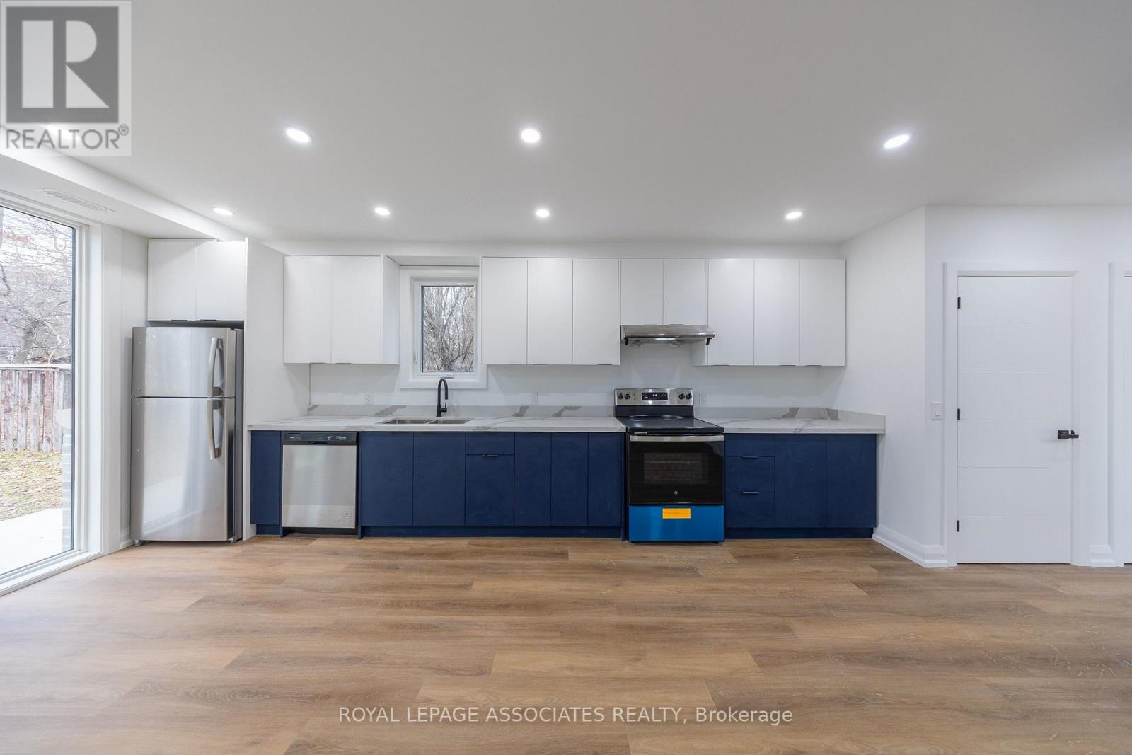 28 Bobmar Road, Toronto, Ontario  M1C 1C9 - Photo 12 - E13008956