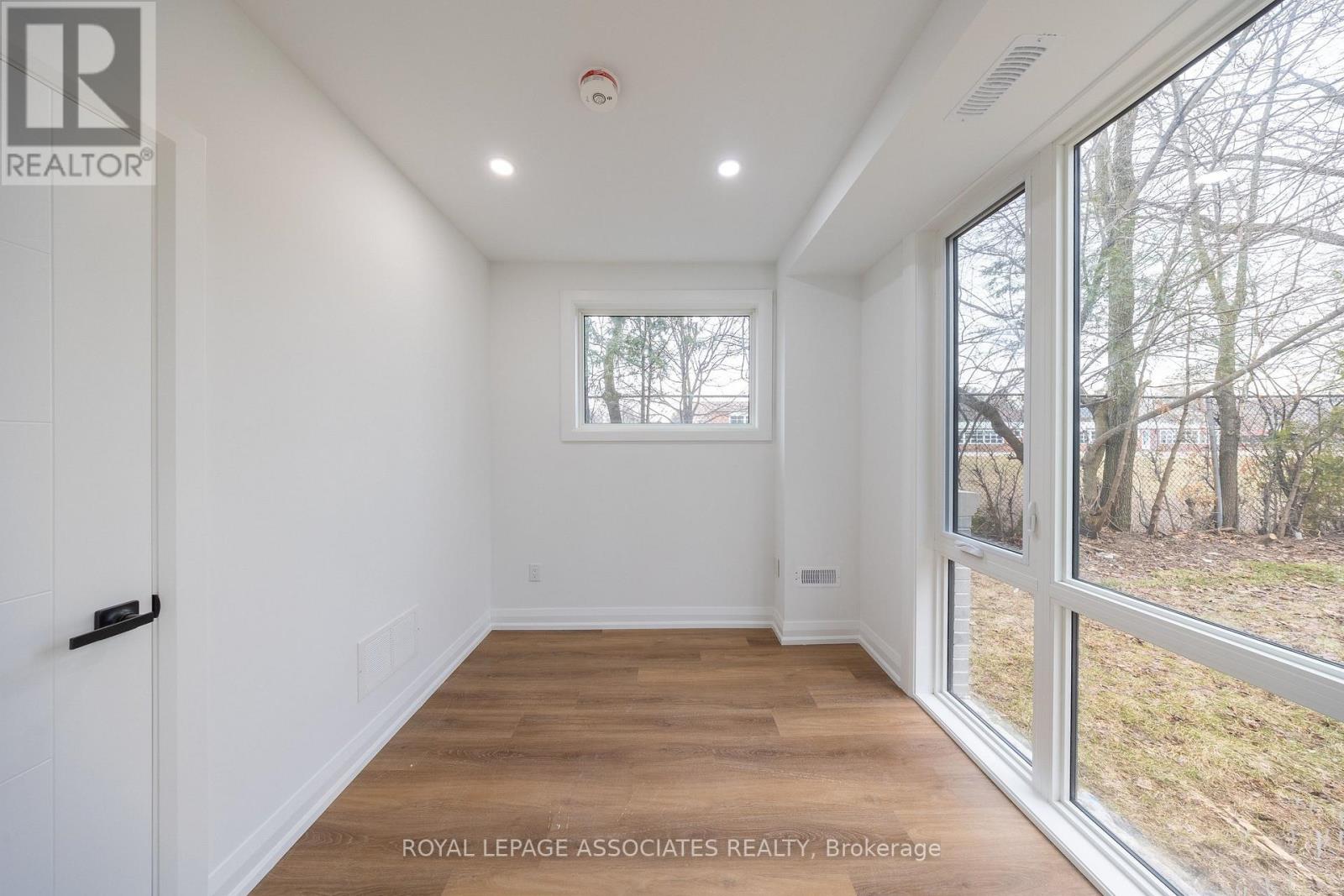 28 Bobmar Road, Toronto, Ontario  M1C 1C9 - Photo 14 - E13008956