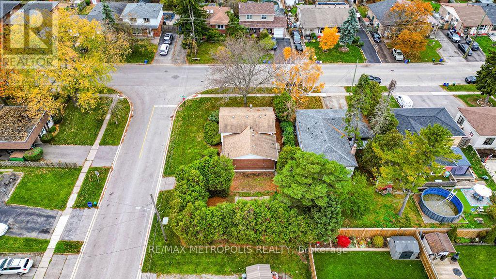 761 West Shore Boulevard, Pickering, Ontario  L1W 2V5 - Photo 10 - E13009066