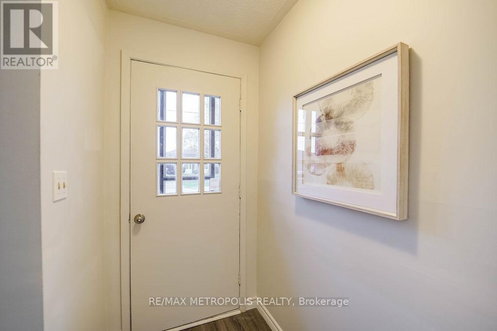 761 West Shore Boulevard, Pickering, Ontario  L1W 2V5 - Photo 20 - E13009066