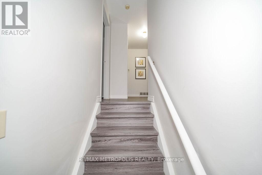 761 West Shore Boulevard, Pickering, Ontario  L1W 2V5 - Photo 29 - E13009066