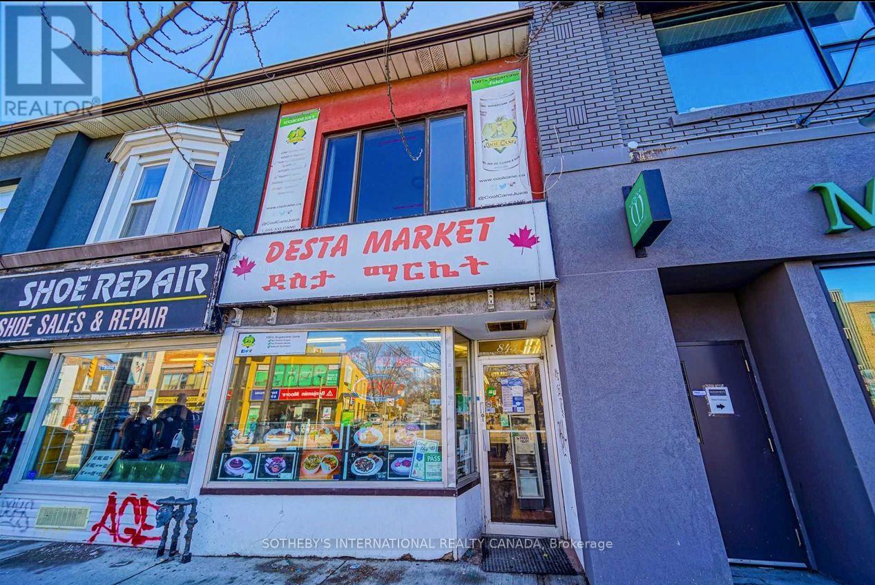 Upper - 843 Danforth Avenue, Toronto, Ontario  M4J 1L2 - Photo 2 - E13009076