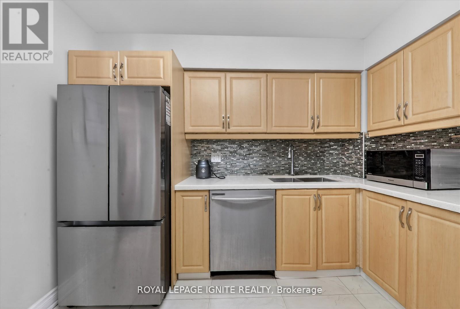 414 - 39 Kimbercroft Court, Toronto, Ontario  M1S 5B5 - Photo 13 - E13009090