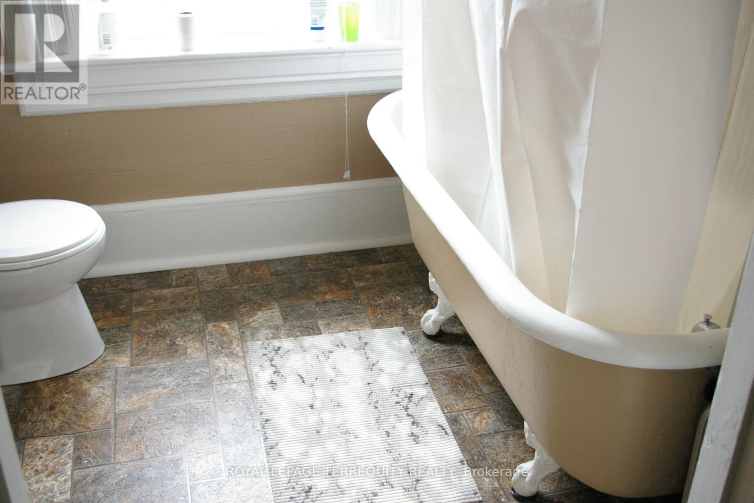 51 Nassau Street, Oshawa, Ontario  L1J 4A3 - Photo 18 - E13009114