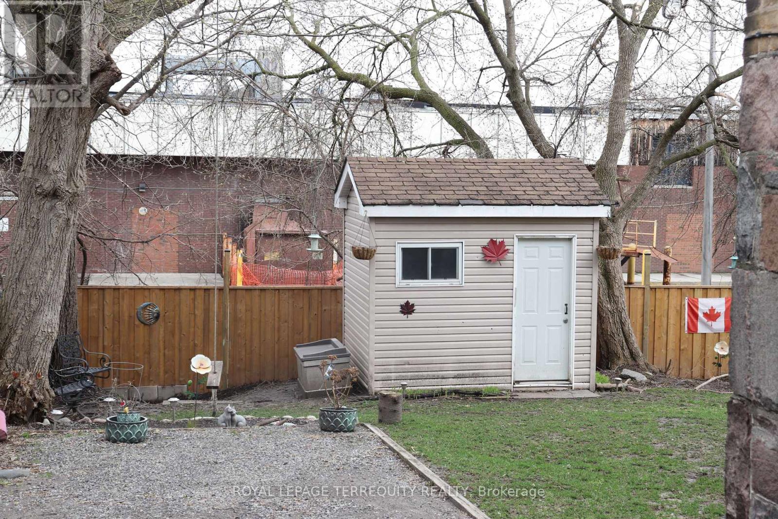 51 Nassau Street, Oshawa, Ontario  L1J 4A3 - Photo 34 - E13009114