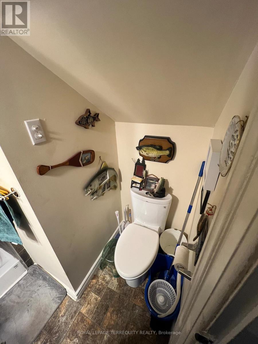 51 Nassau Street, Oshawa, Ontario  L1J 4A3 - Photo 8 - E13009114