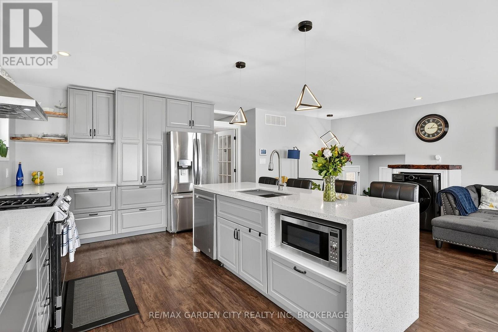 8146 Westwood Street, Niagara Falls, Ontario  L2H 1Y2 - Photo 10 - X13008940