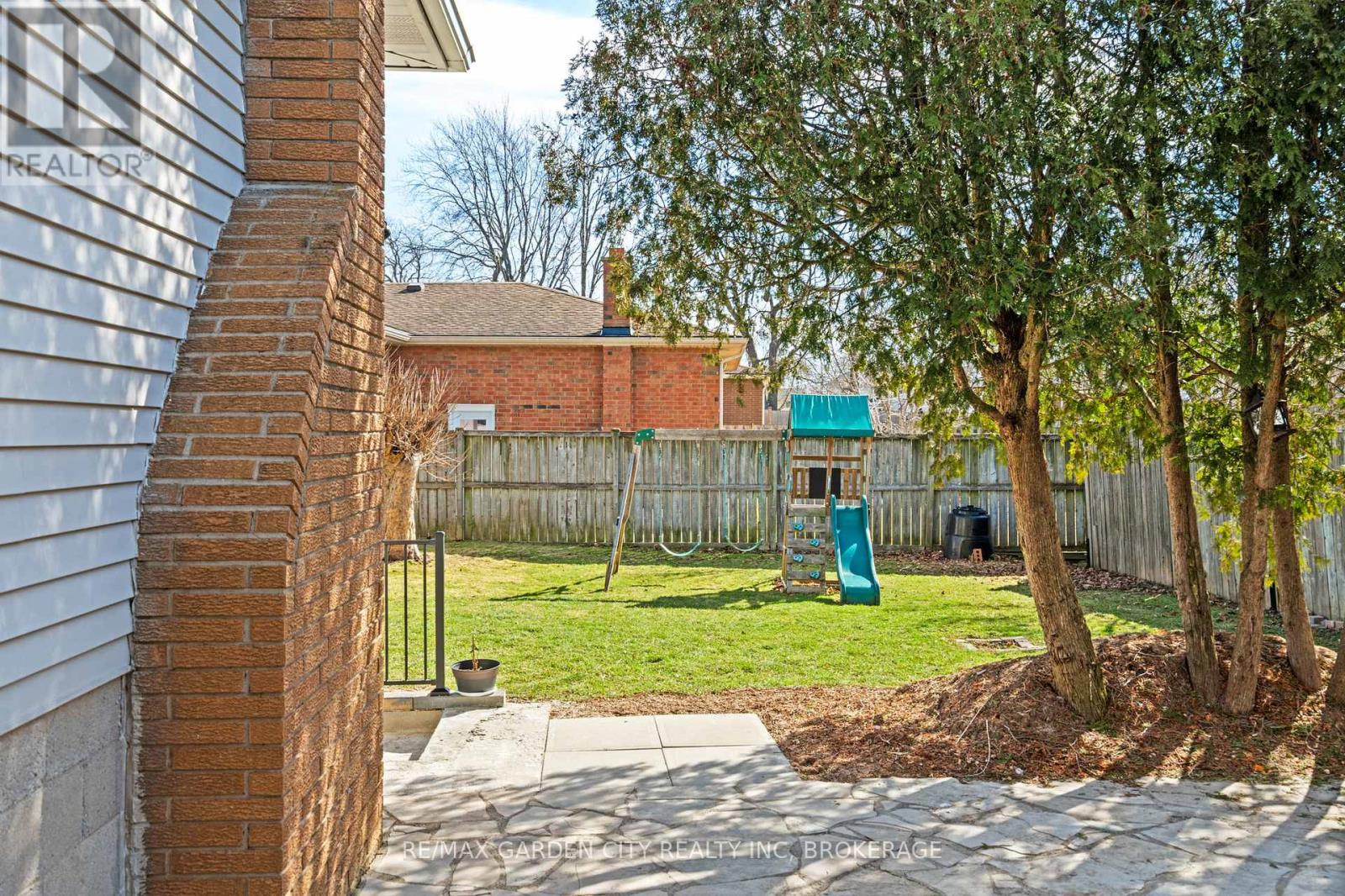 8146 Westwood Street, Niagara Falls, Ontario  L2H 1Y2 - Photo 33 - X13008940