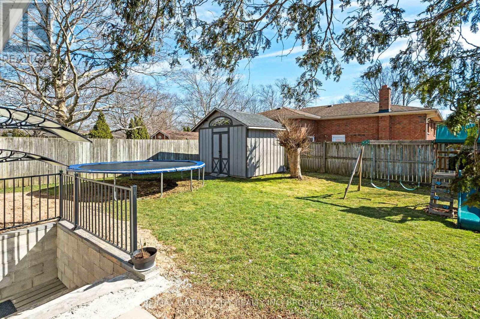 8146 Westwood Street, Niagara Falls, Ontario  L2H 1Y2 - Photo 34 - X13008940