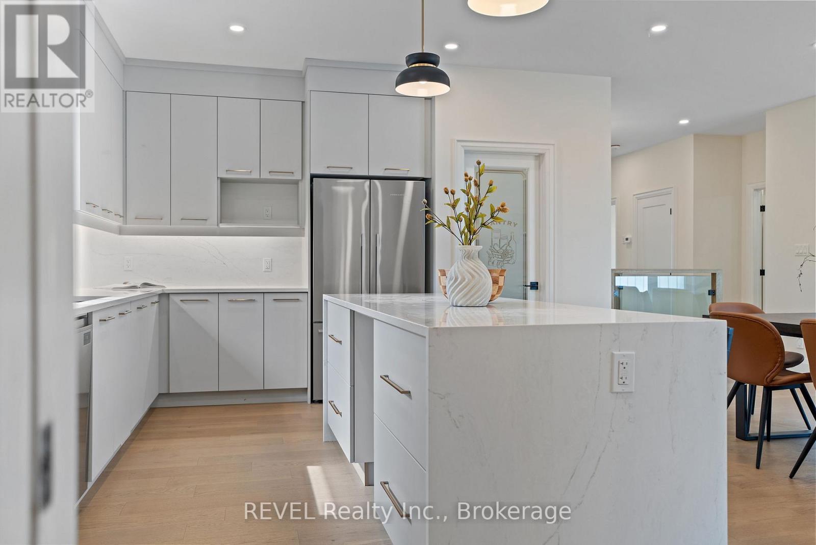 11 Accursi Crescent, Pelham, Ontario  L0S 1E2 - Photo 17 - X13009108