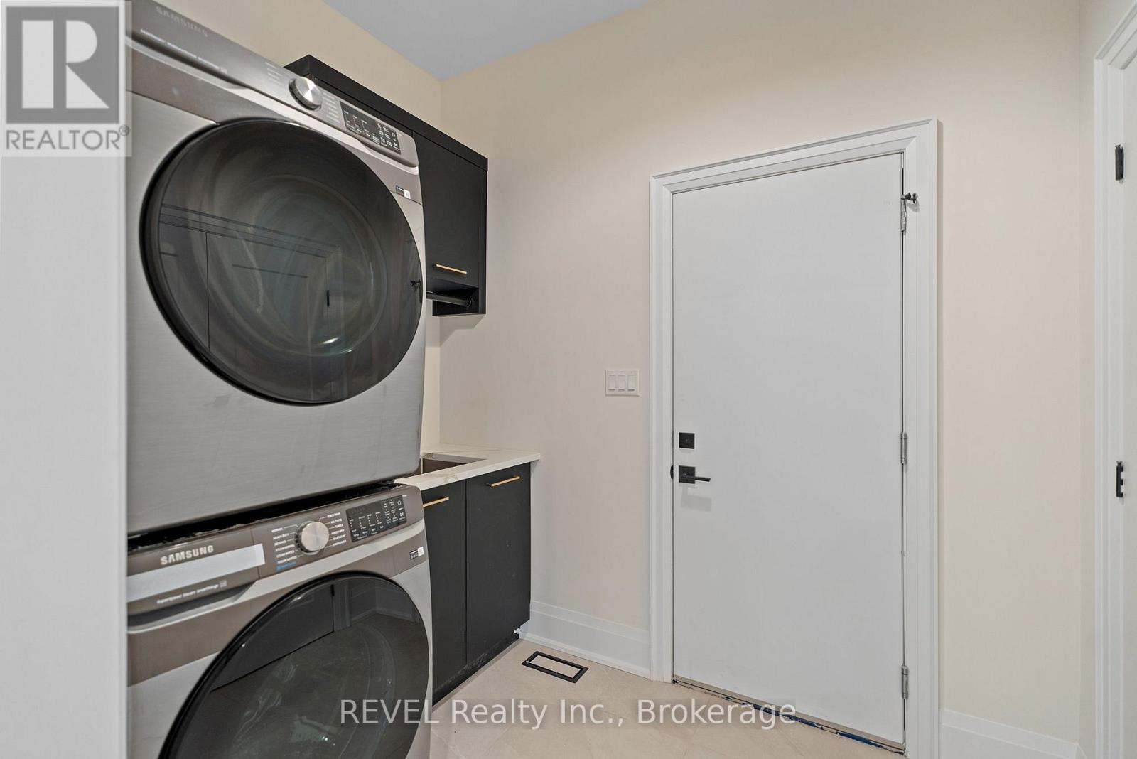 11 Accursi Crescent, Pelham, Ontario  L0S 1E2 - Photo 35 - X13009108