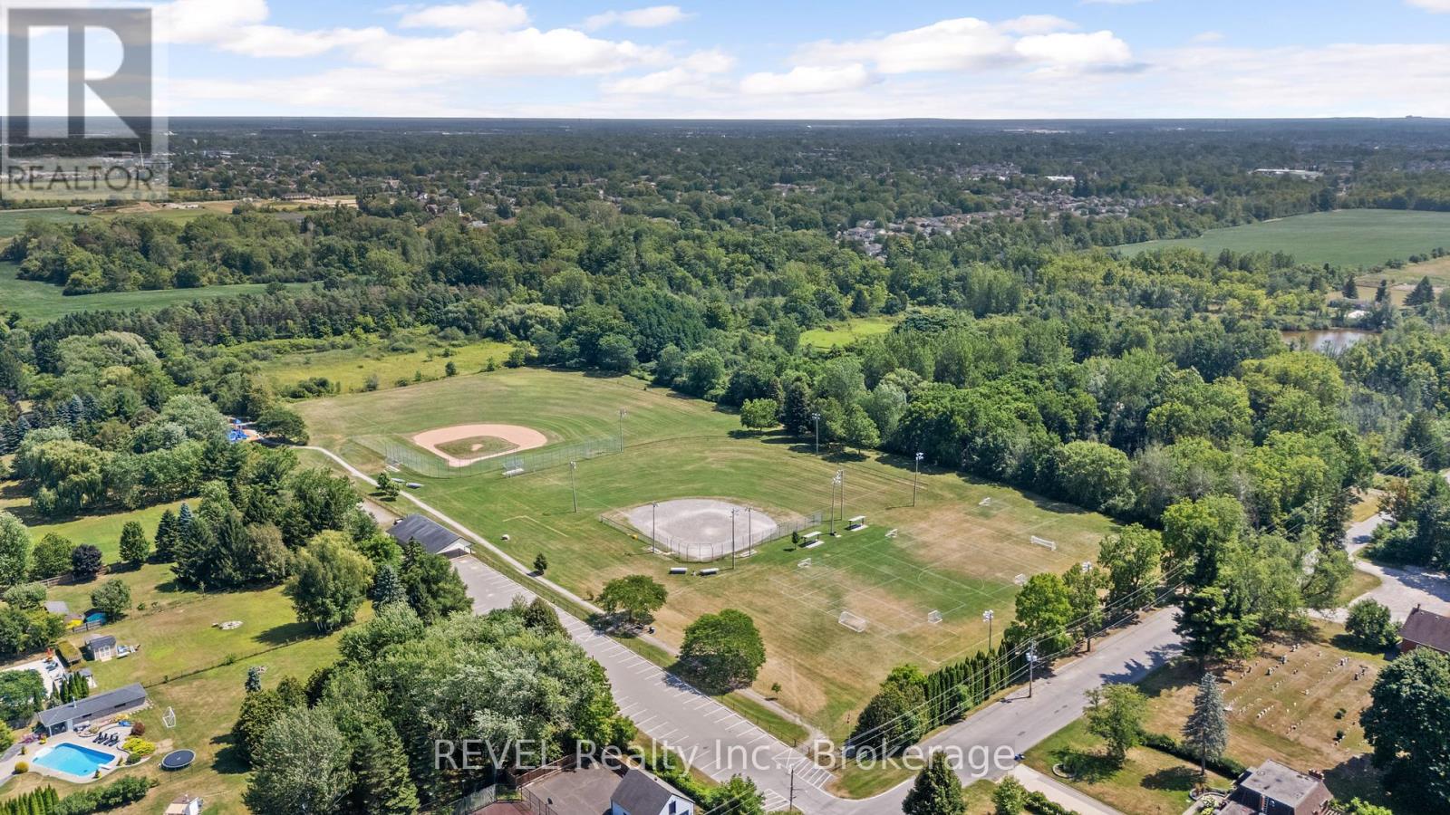 8 Accursi Crescent, Pelham, Ontario  L0S 1E2 - Photo 44 - X13009110