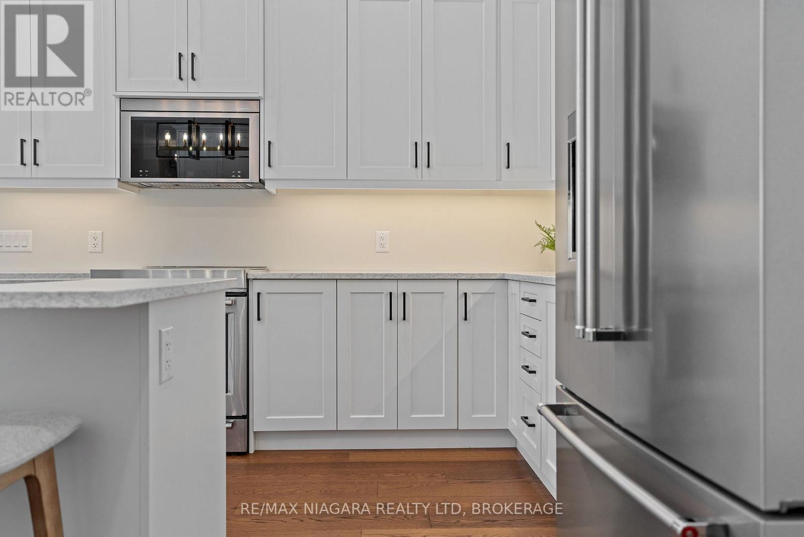 3359 Willguard Court, Niagara Falls, Ontario  L2G 0Z9 - Photo 6 - X13009120