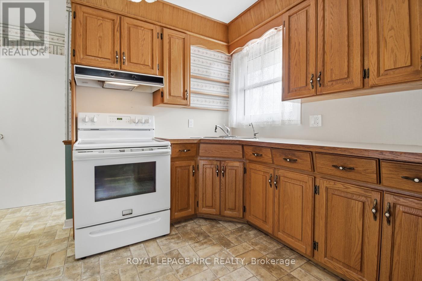 50 Leaside Drive, St. Catharines, Ontario  L2M 4G5 - Photo 20 - X13009130