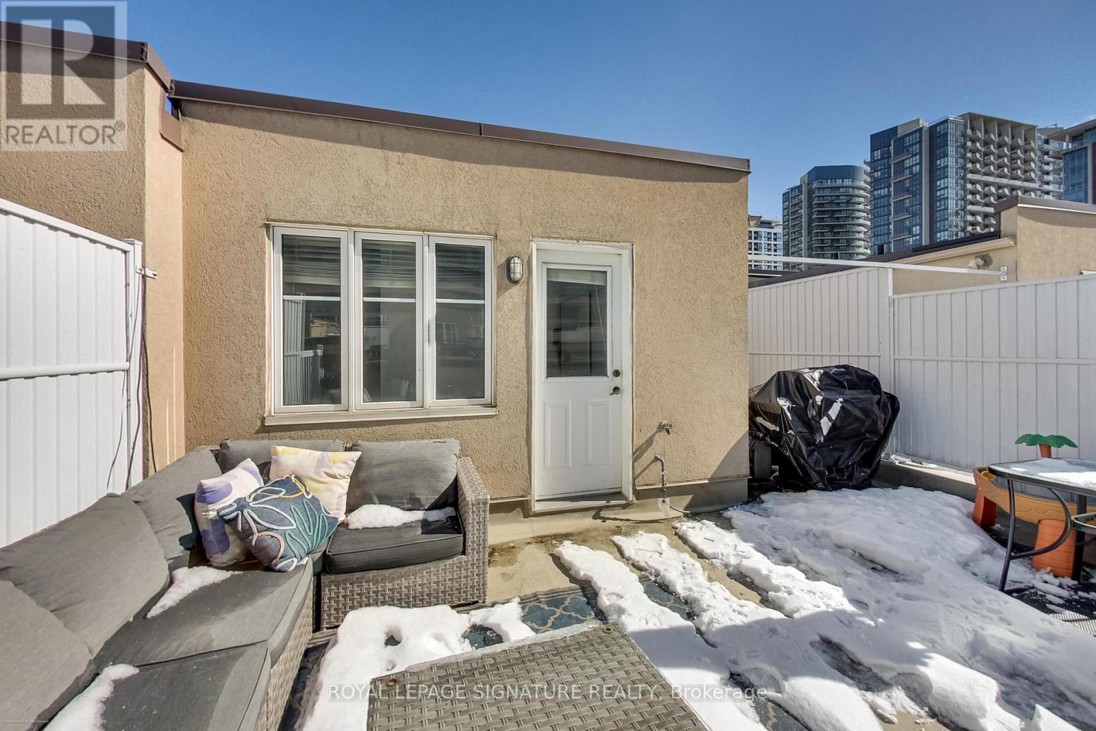838 - 46 Western Battery Road, Toronto, Ontario  M6K 3P1 - Photo 18 - C12935930