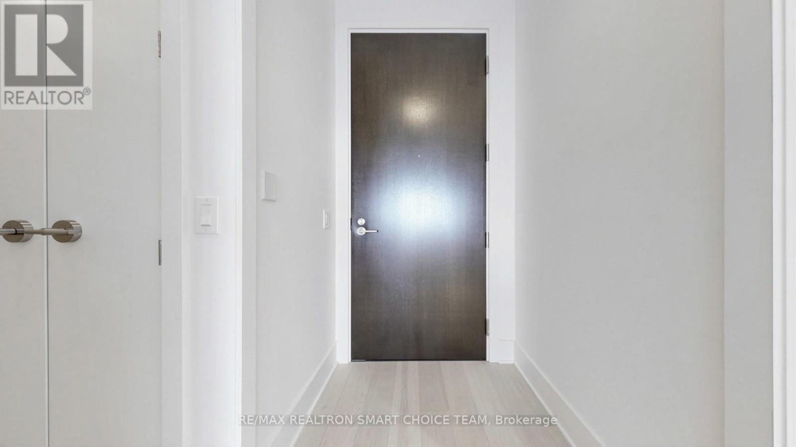 5903 - 11 Yorkville Avenue, Toronto, Ontario  M4W 0B7 - Photo 10 - C13004202