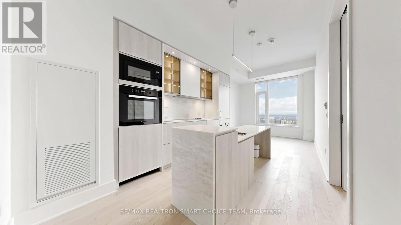 5903 - 11 Yorkville Avenue, Toronto, Ontario  M4W 0B7 - Photo 13 - C13004202