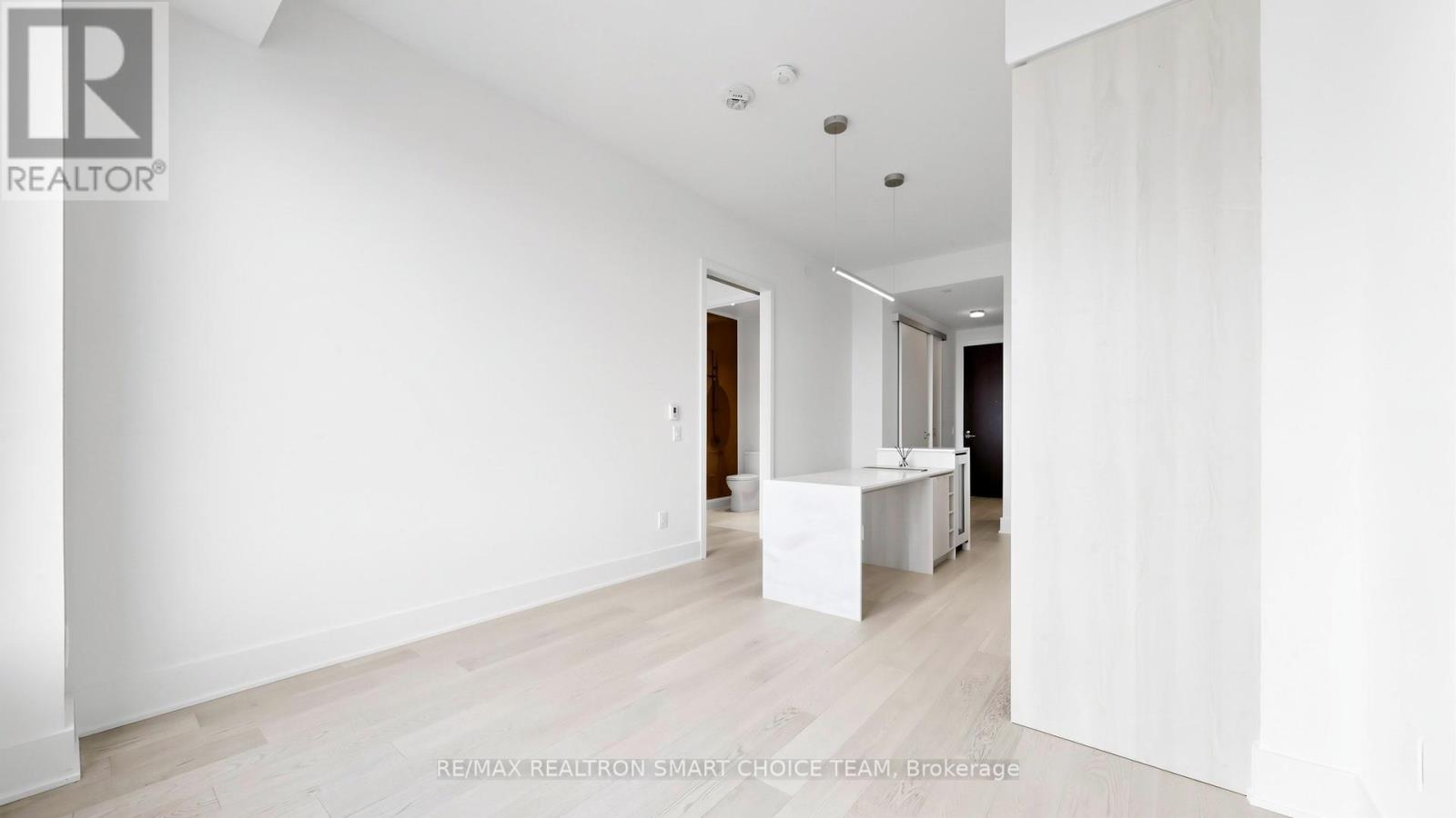 5903 - 11 Yorkville Avenue, Toronto, Ontario  M4W 0B7 - Photo 23 - C13004202