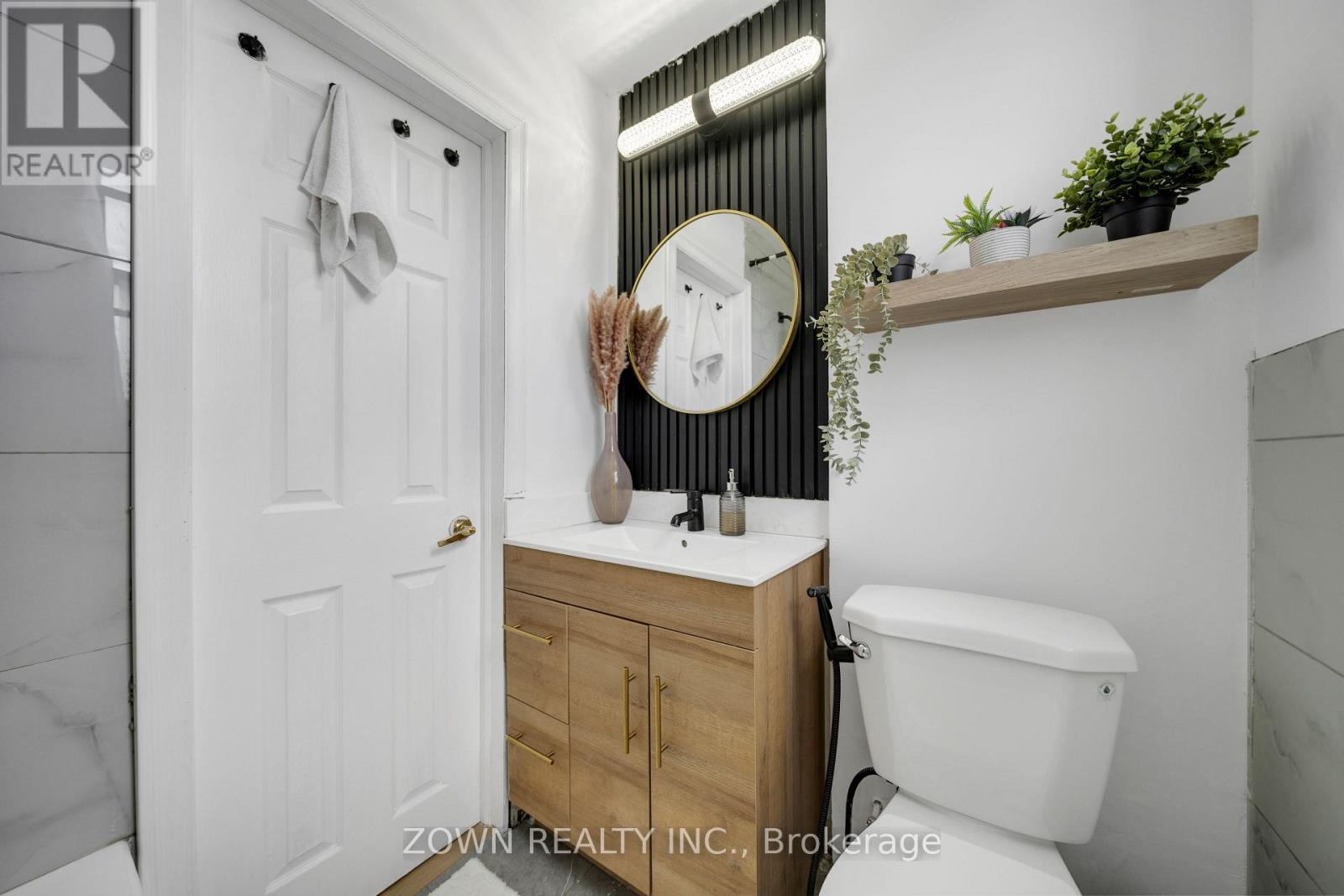 8312 Kipling Avenue, Vaughan, Ontario  L4L 2A8 - Photo 22 - N13009042