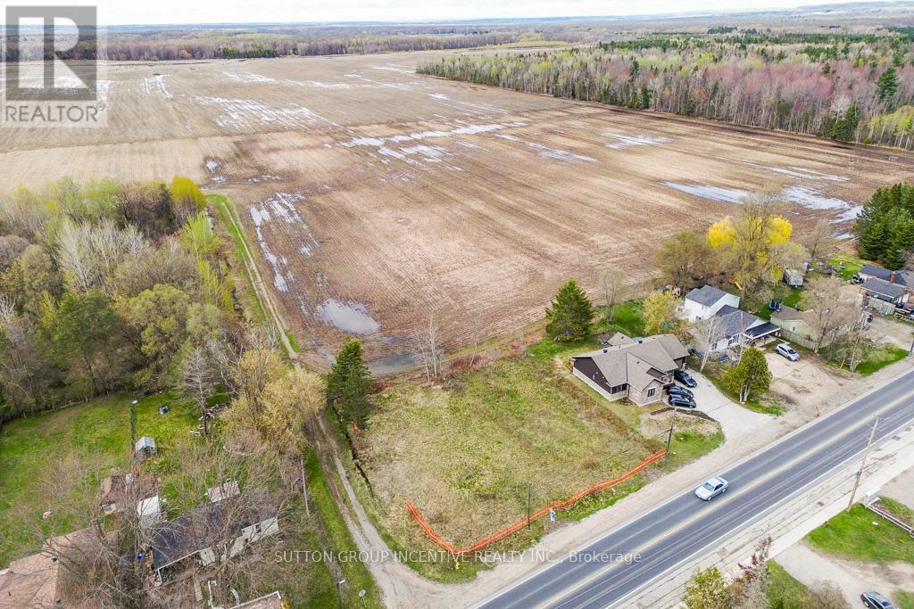 28 Brentwood Road, Essa, Ontario  L0M 1B2 - Photo 4 - N13009092