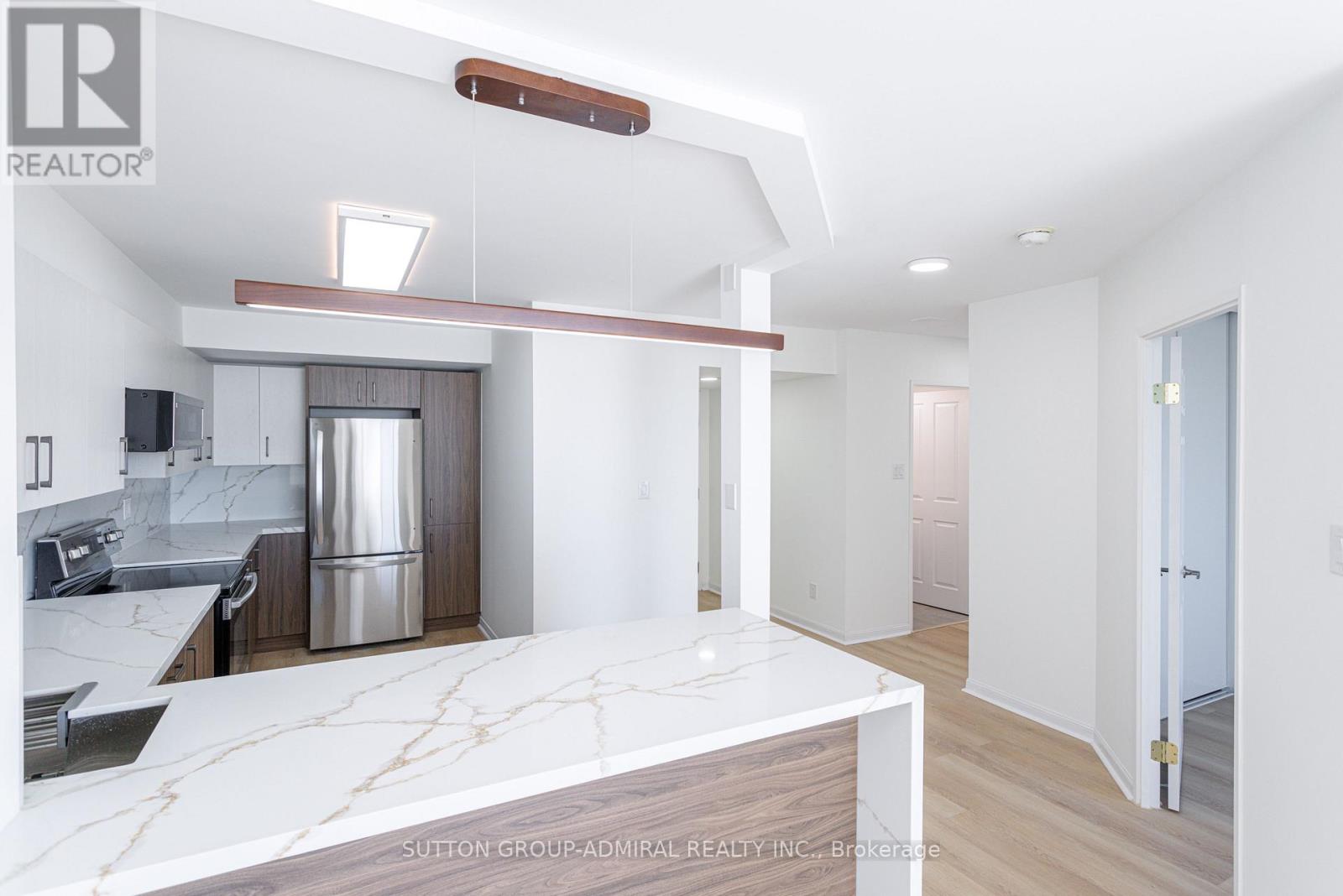 1206 - 120 PROMENADE CIRCLE, Vaughan, Ontario