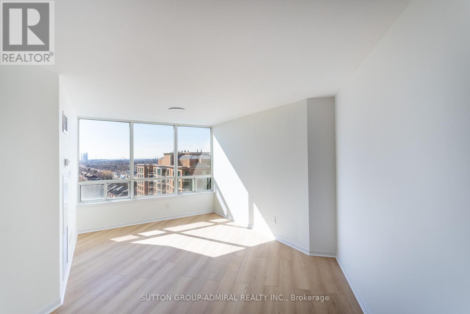 1206 - 120 Promenade Circle, Vaughan, Ontario  L4J 7W9 - Photo 4 - N13009124