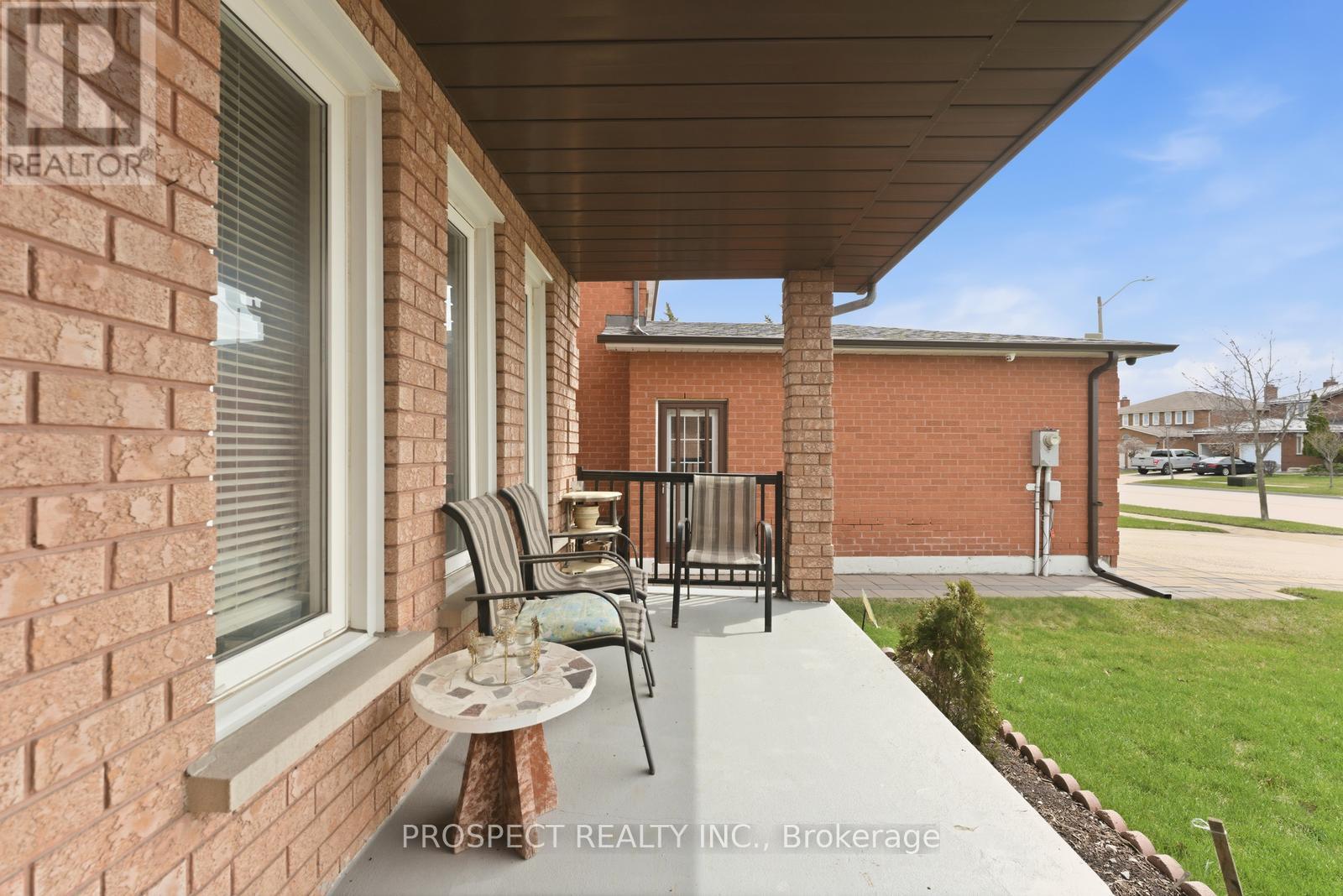 8435 Martin Grove Road, Vaughan, Ontario  L4L 6G4 - Photo 3 - N13009144