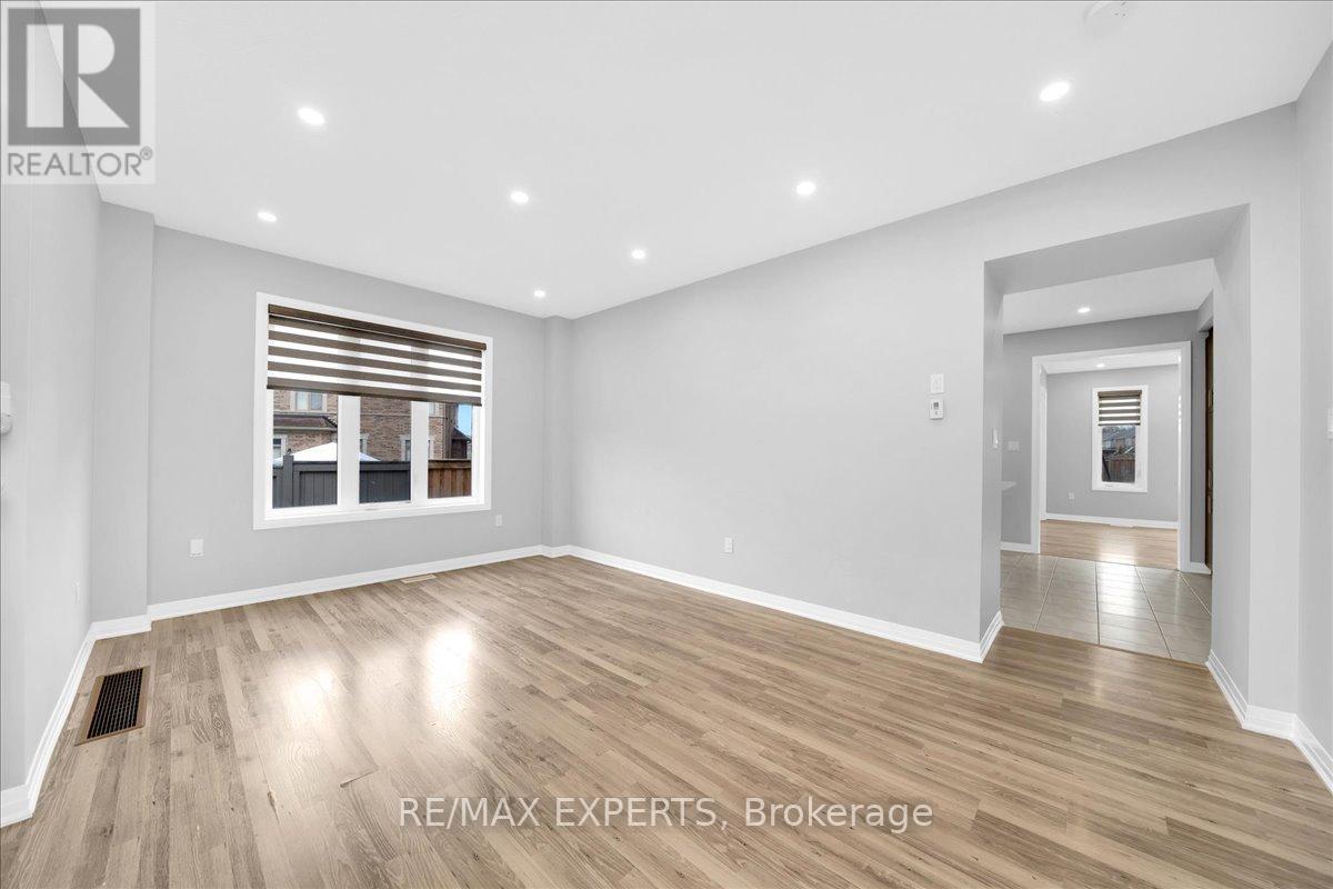 142 Martin Trail, New Tecumseth (Tottenham), Ontario  L0G 1W0 - Photo 11 - N13009148