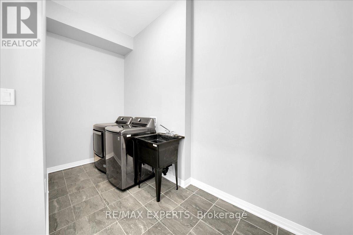 142 Martin Trail, New Tecumseth (Tottenham), Ontario  L0G 1W0 - Photo 23 - N13009148