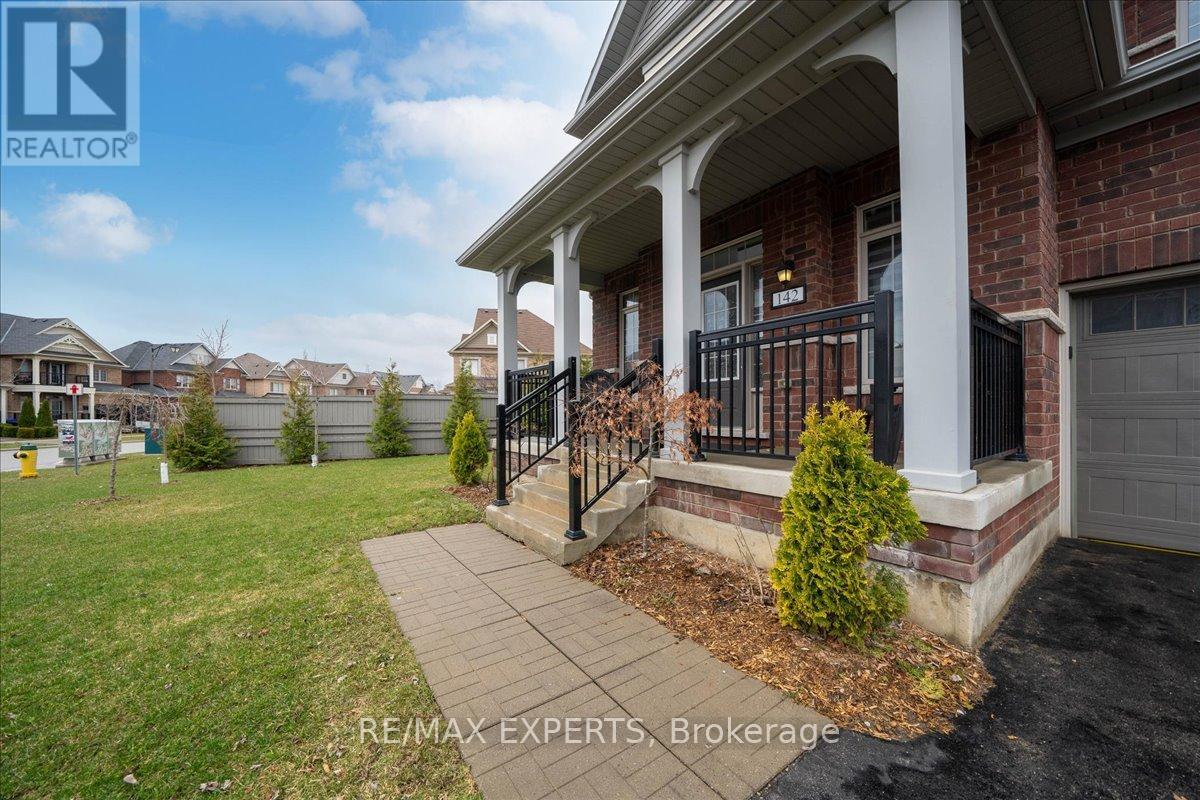 142 Martin Trail, New Tecumseth (Tottenham), Ontario  L0G 1W0 - Photo 4 - N13009148