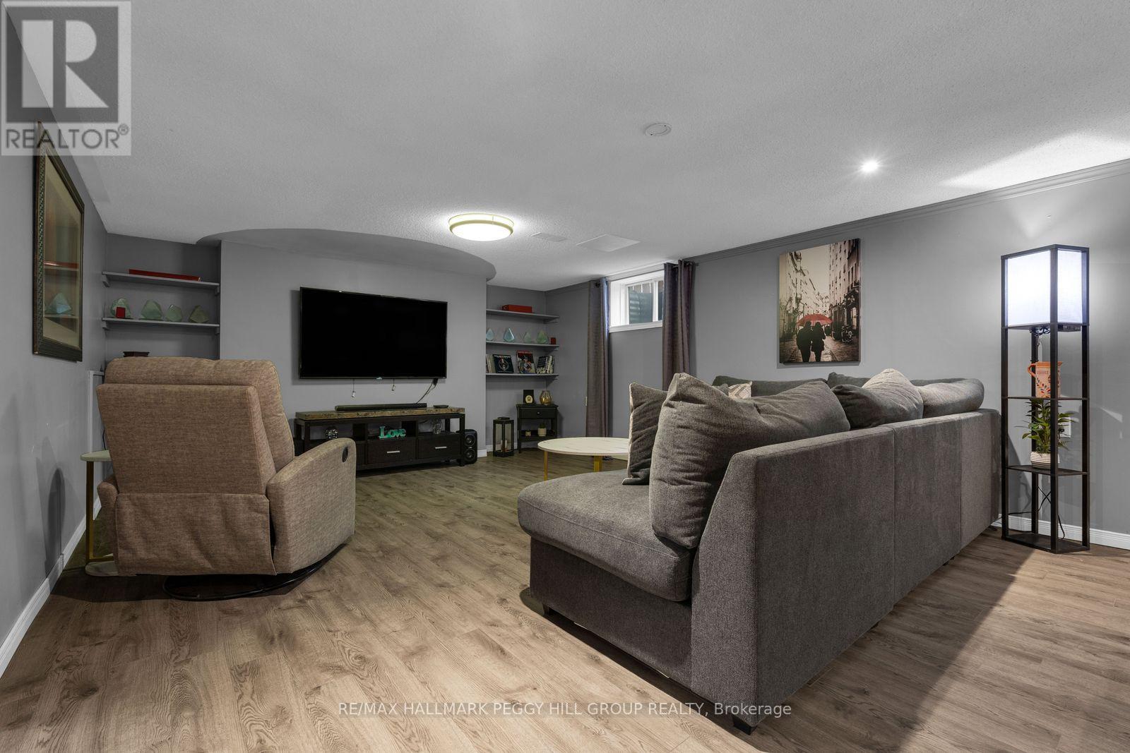 13 Coles Street, Barrie (Sunnidale), Ontario  L4N 5W8 - Photo 12 - S13008954