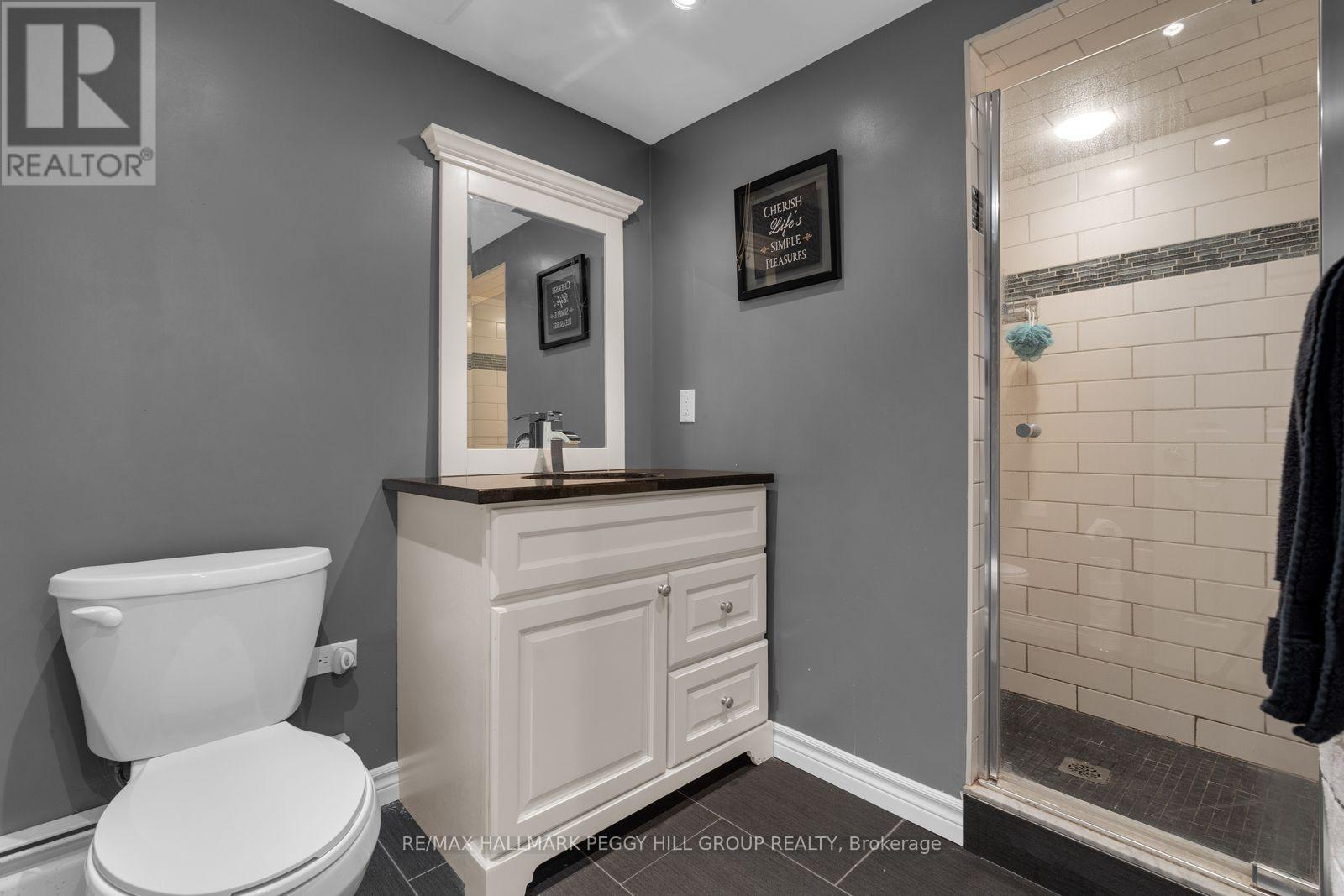 13 Coles Street, Barrie (Sunnidale), Ontario  L4N 5W8 - Photo 15 - S13008954