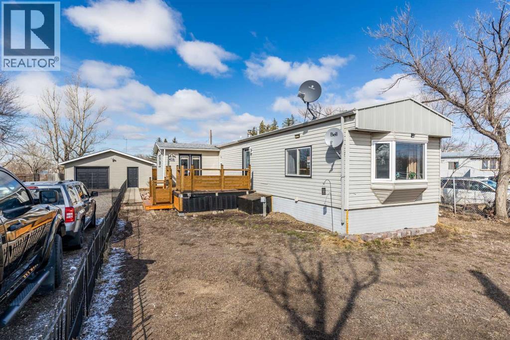 425 6 Street, Suffield, Alberta  T0J 2N0 - Photo 2 - A2298764