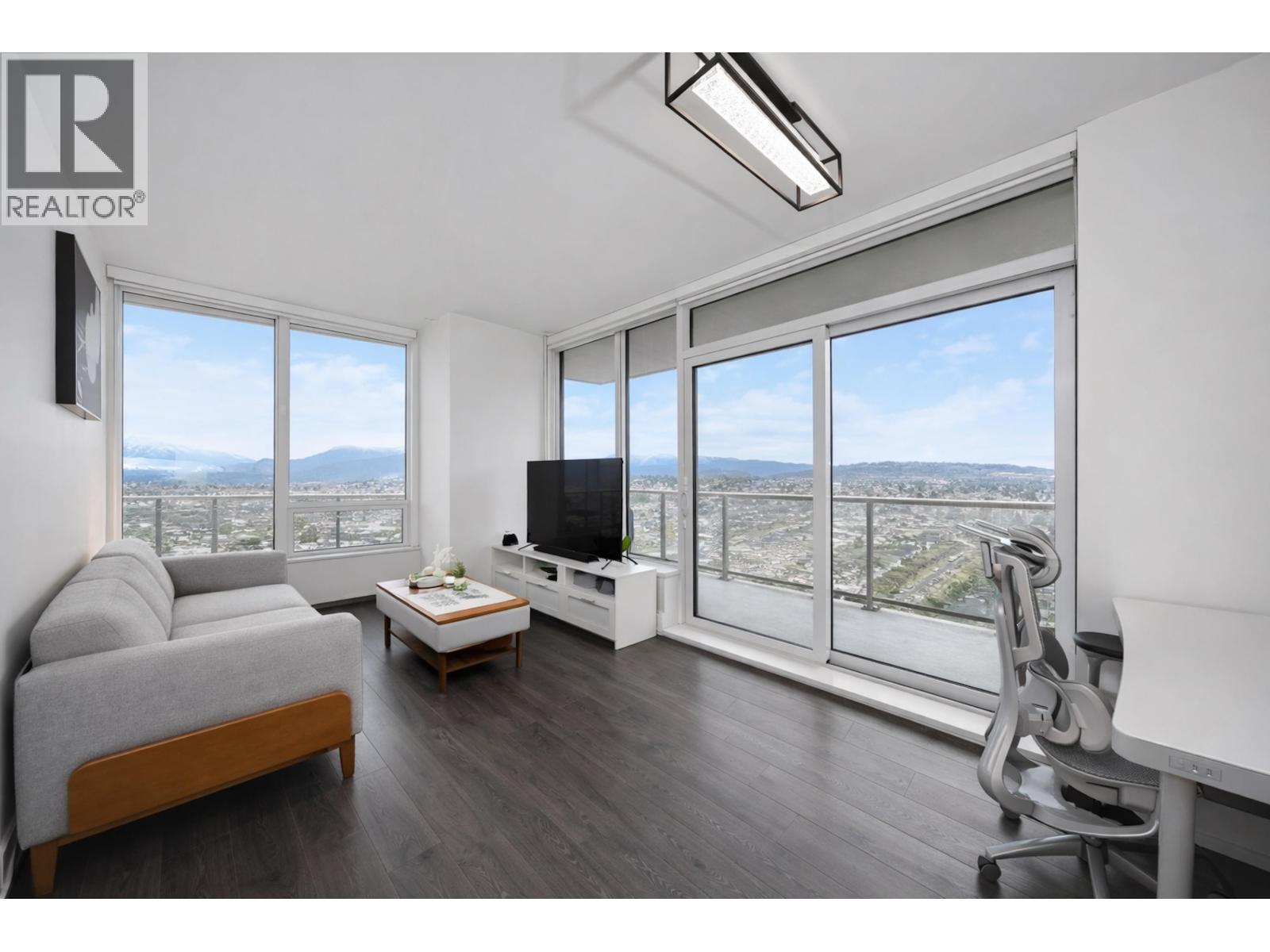 1911 4650 Brentwood Boulevard, Burnaby, British Columbia  V5C 0M3 - Photo 2 - R3112322