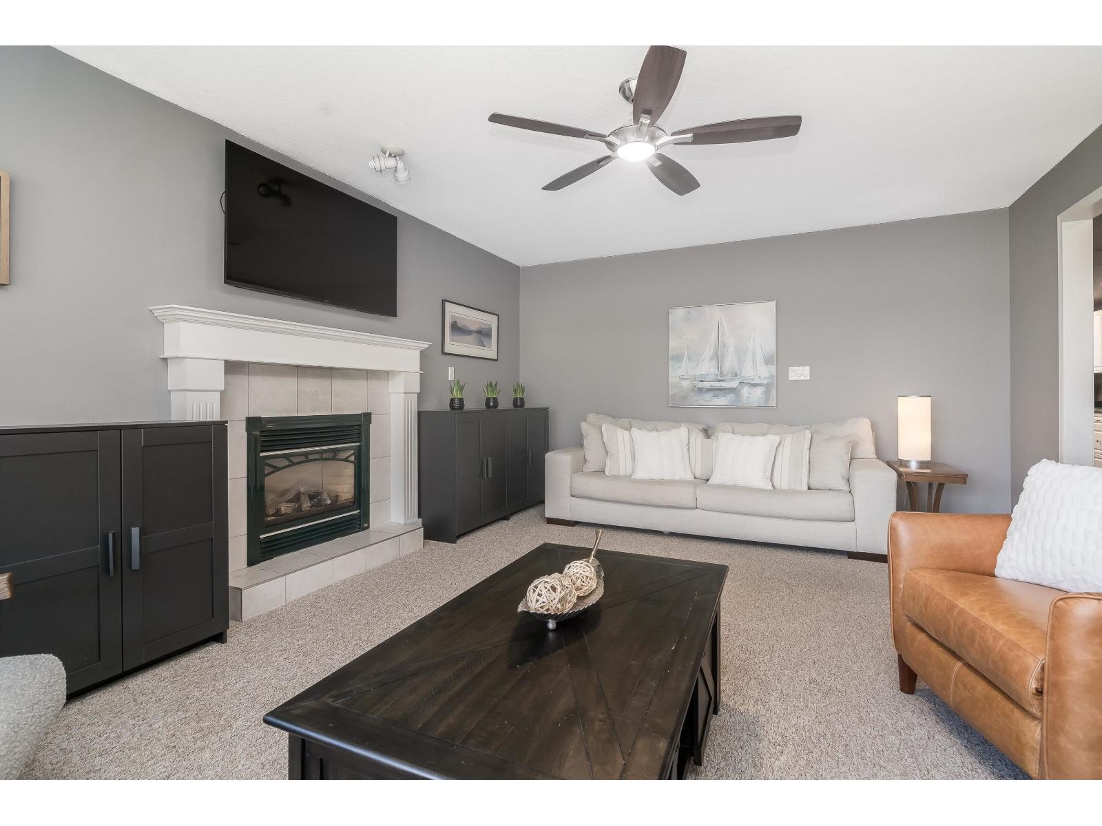 5054 207 Street, Langley, British Columbia  V3A 7T8 - Photo 4 - R3097295