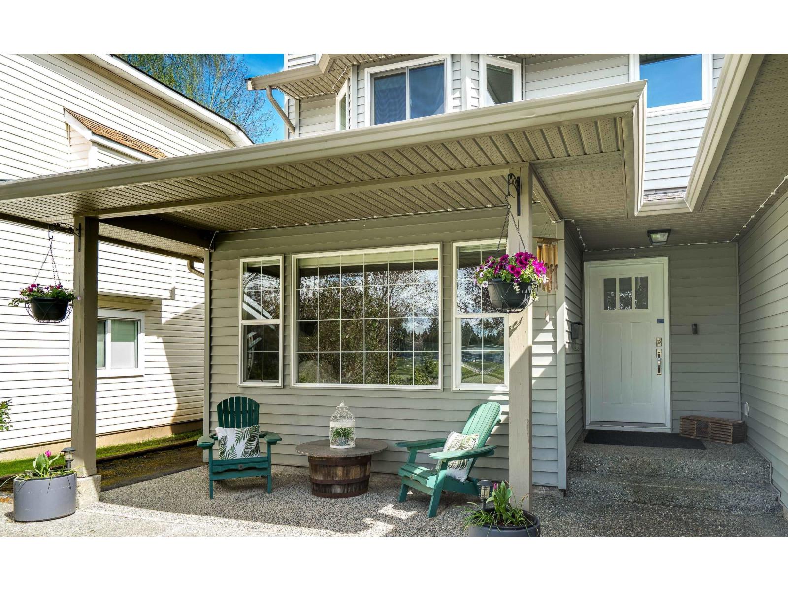 5054 207 Street, Langley, British Columbia  V3A 7T8 - Photo 2 - R3097295