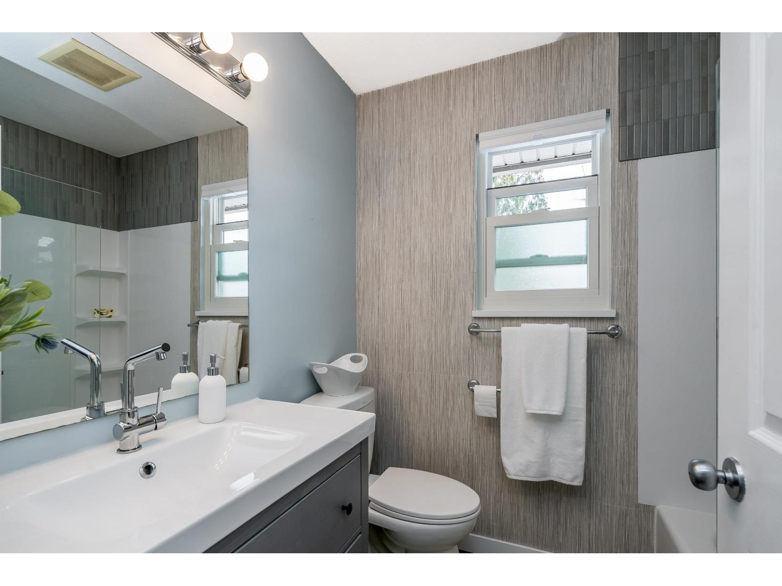 5054 207 Street, Langley, British Columbia  V3A 7T8 - Photo 16 - R3097295