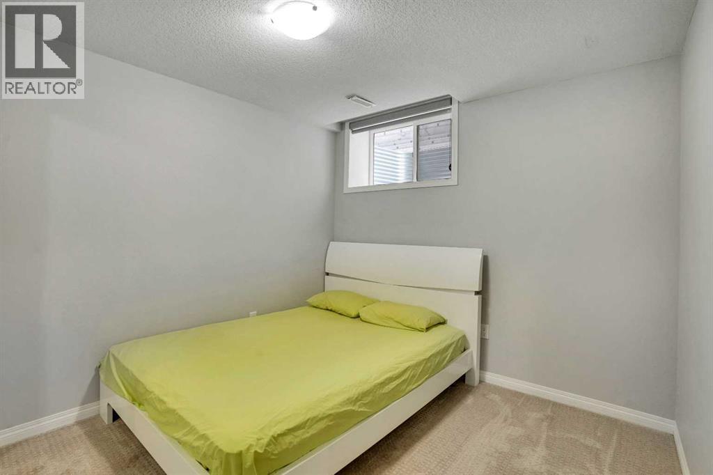 148 Savanna Close Ne, Calgary, Alberta  T3J 0X8 - Photo 9 - A2299123