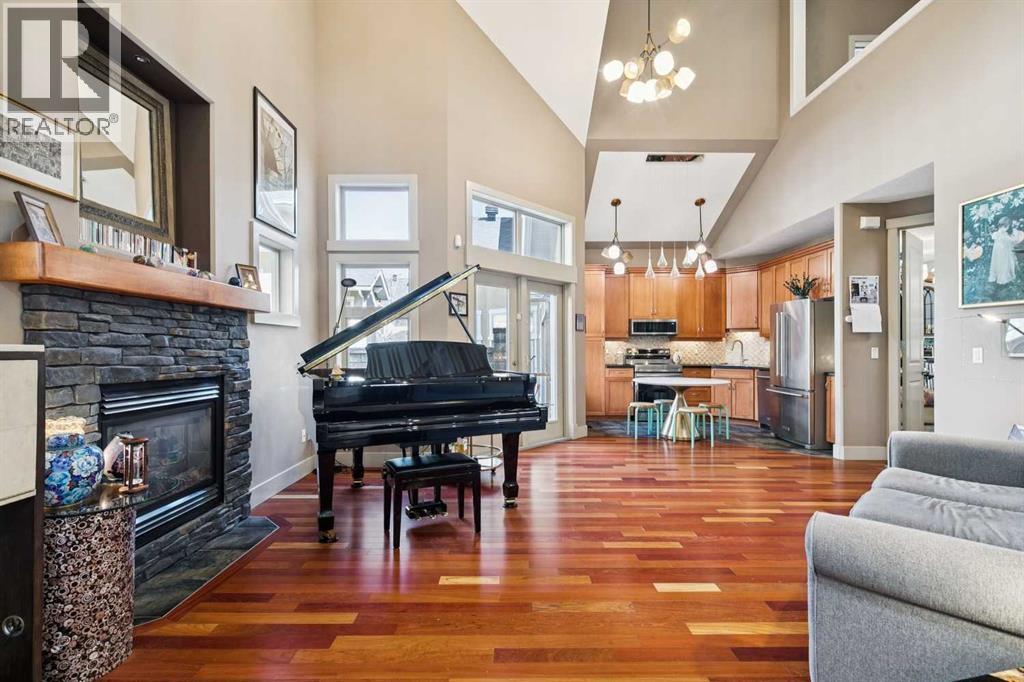 3009 Patricia Landing SW, Calgary, Alberta  T2T 6P5 - Photo 4 - A2301376